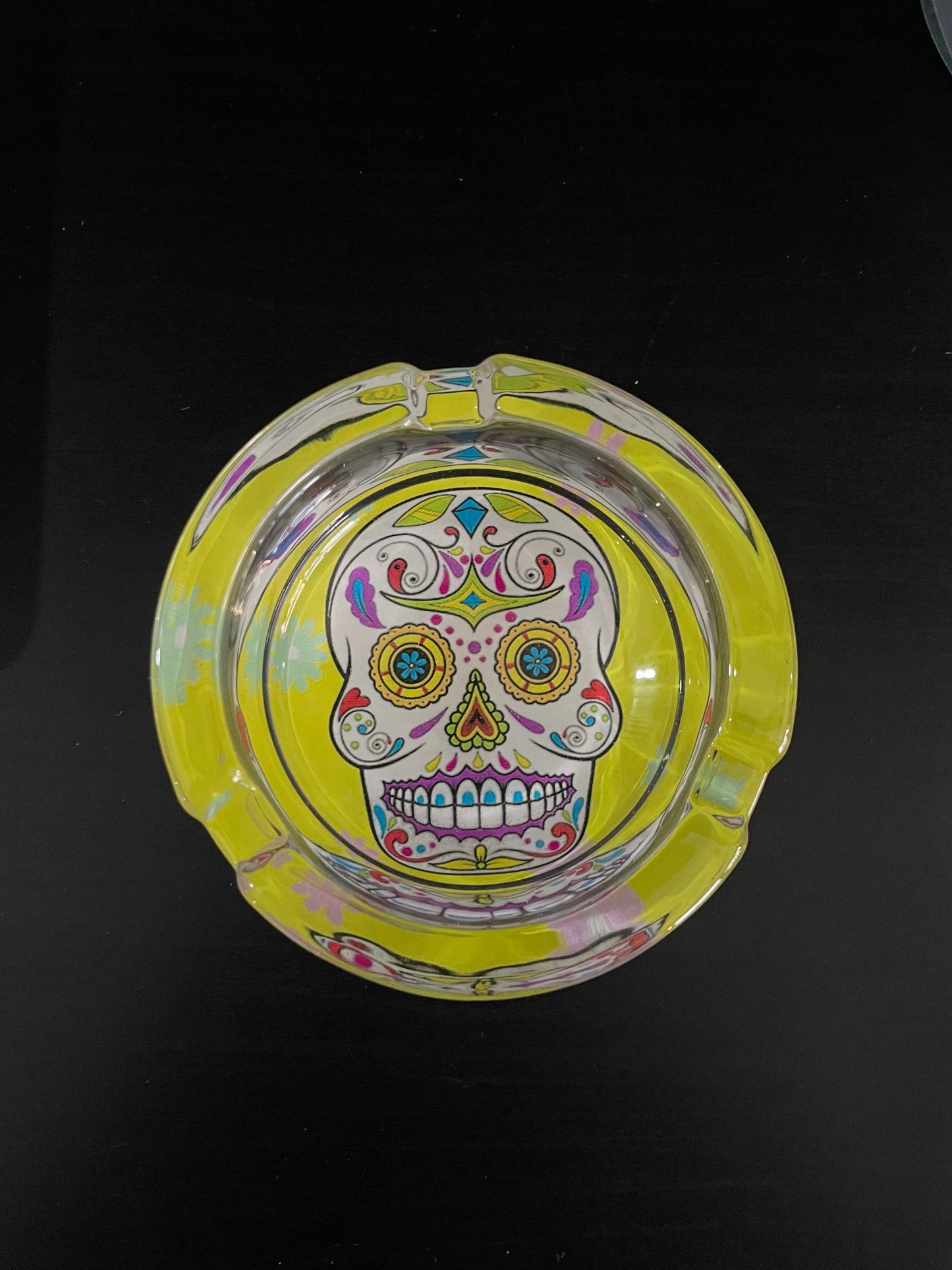 Glass ashtray
