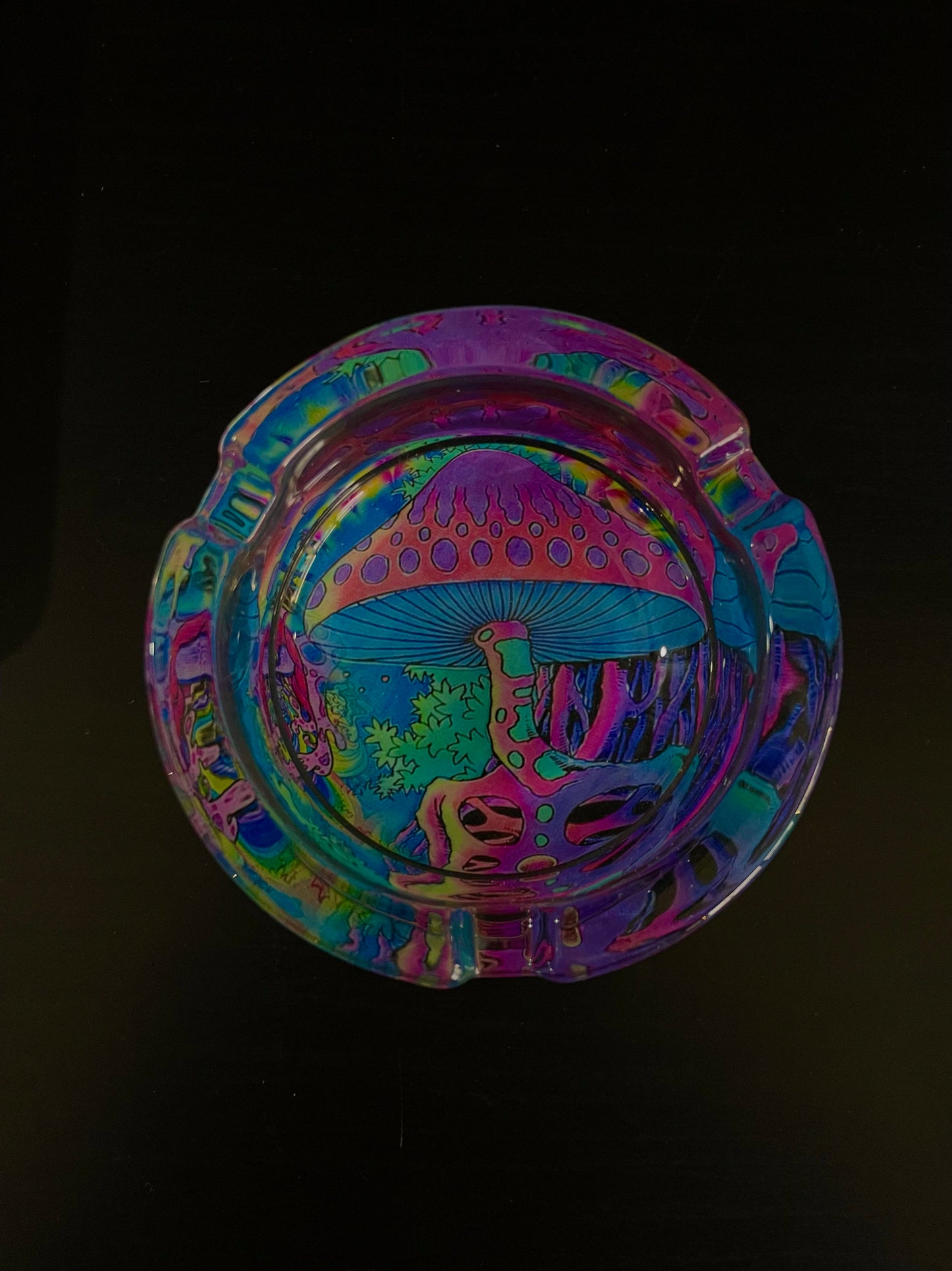 Glass ashtray