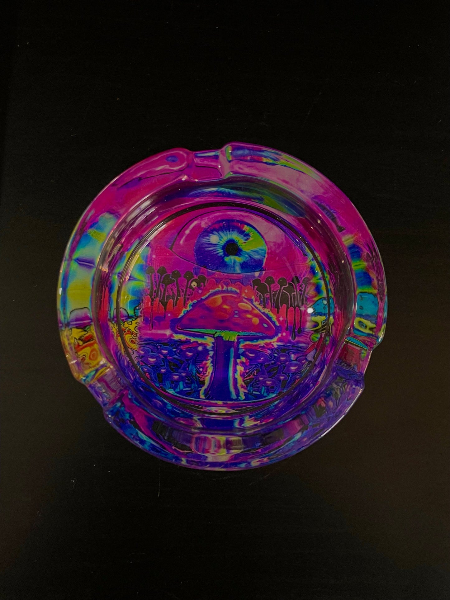 Glass ashtray