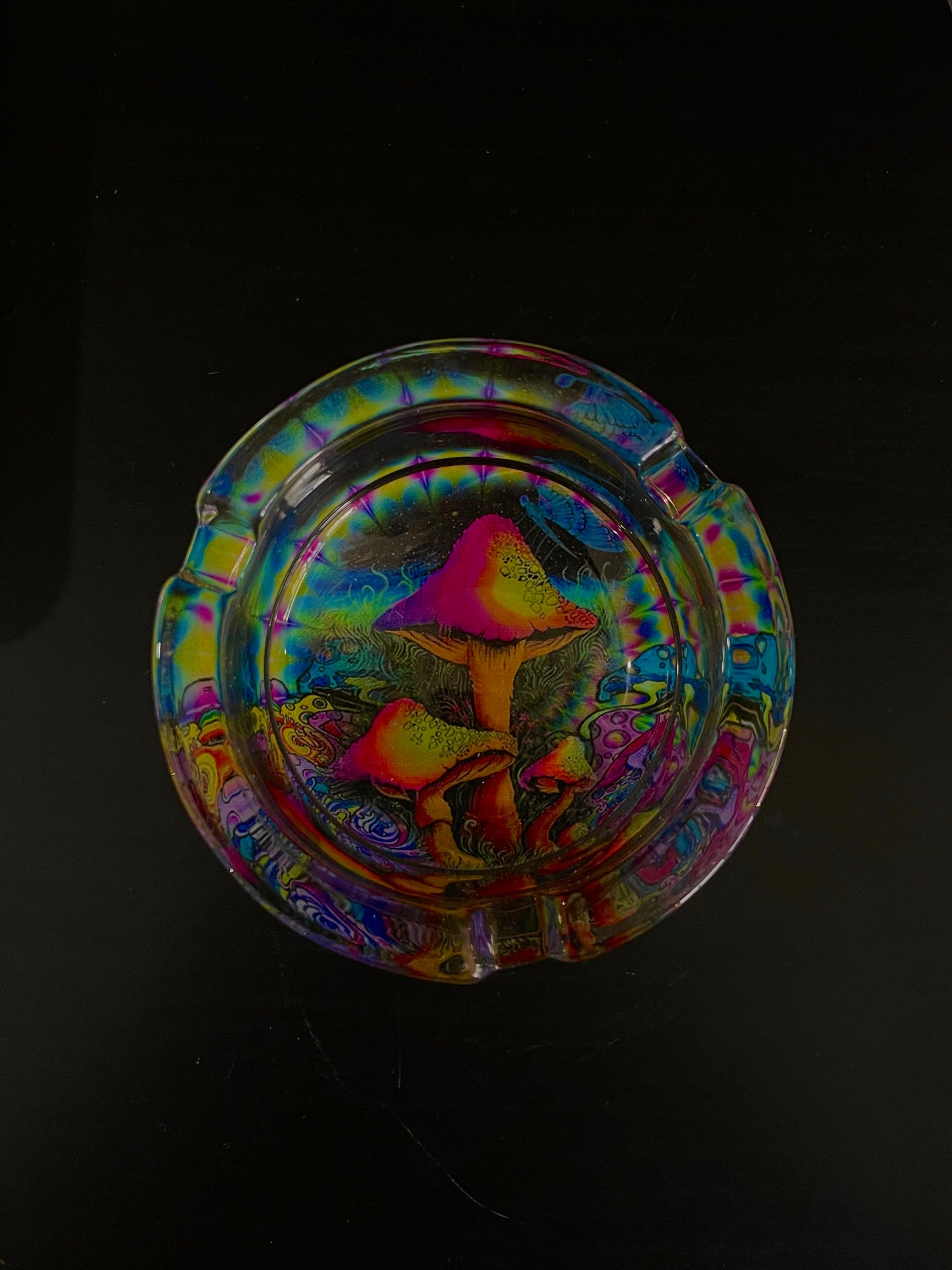 Glass ashtray